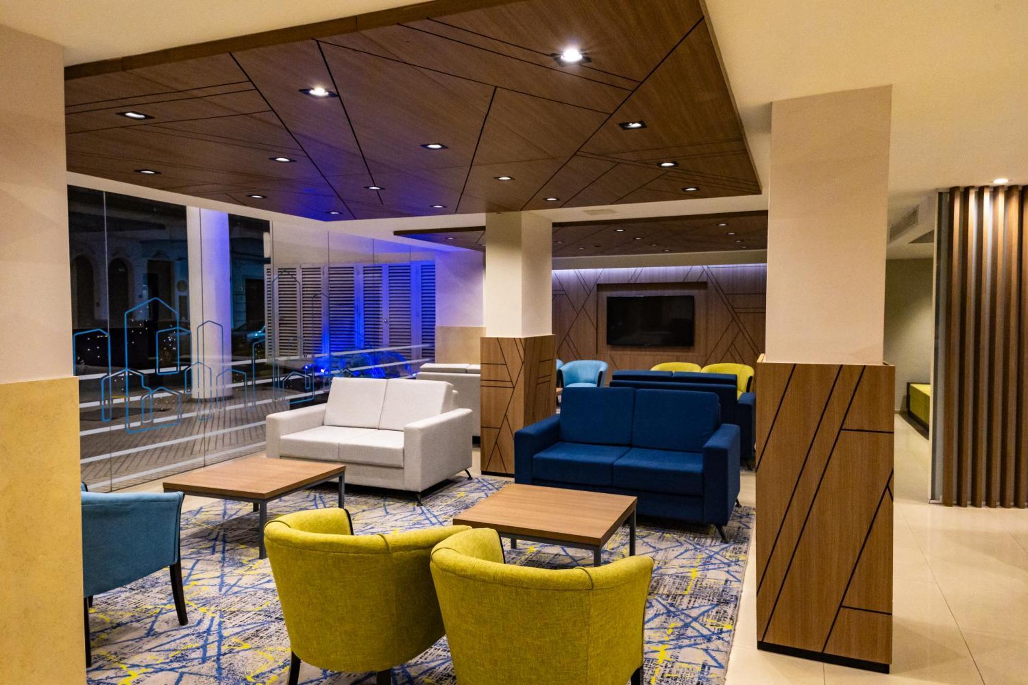 Holiday Inn Express Rosario By Ihg Eksteriør bilde