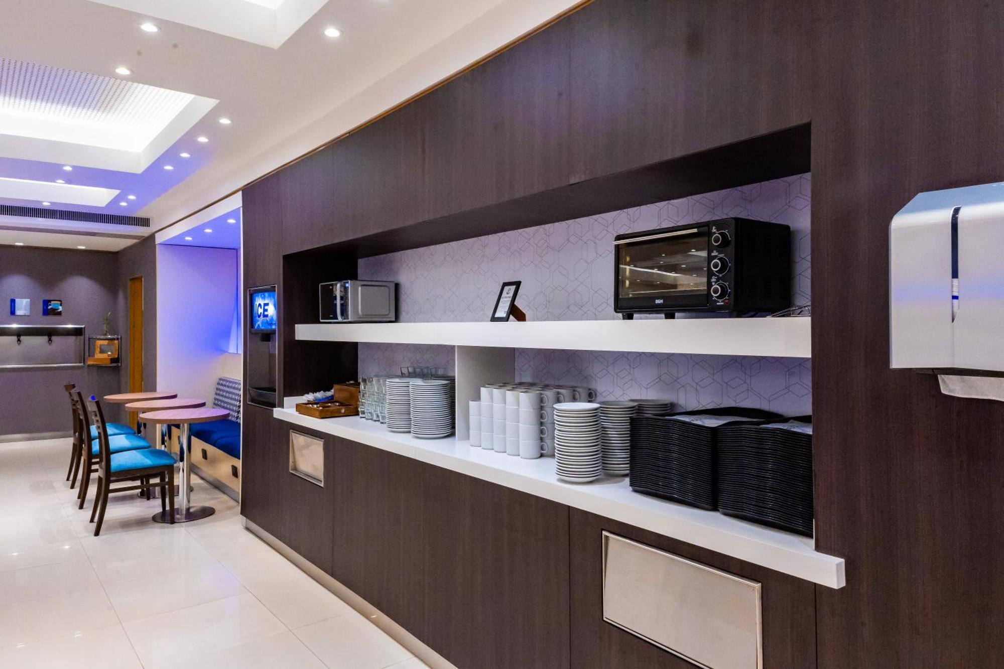 Holiday Inn Express Rosario By Ihg Eksteriør bilde