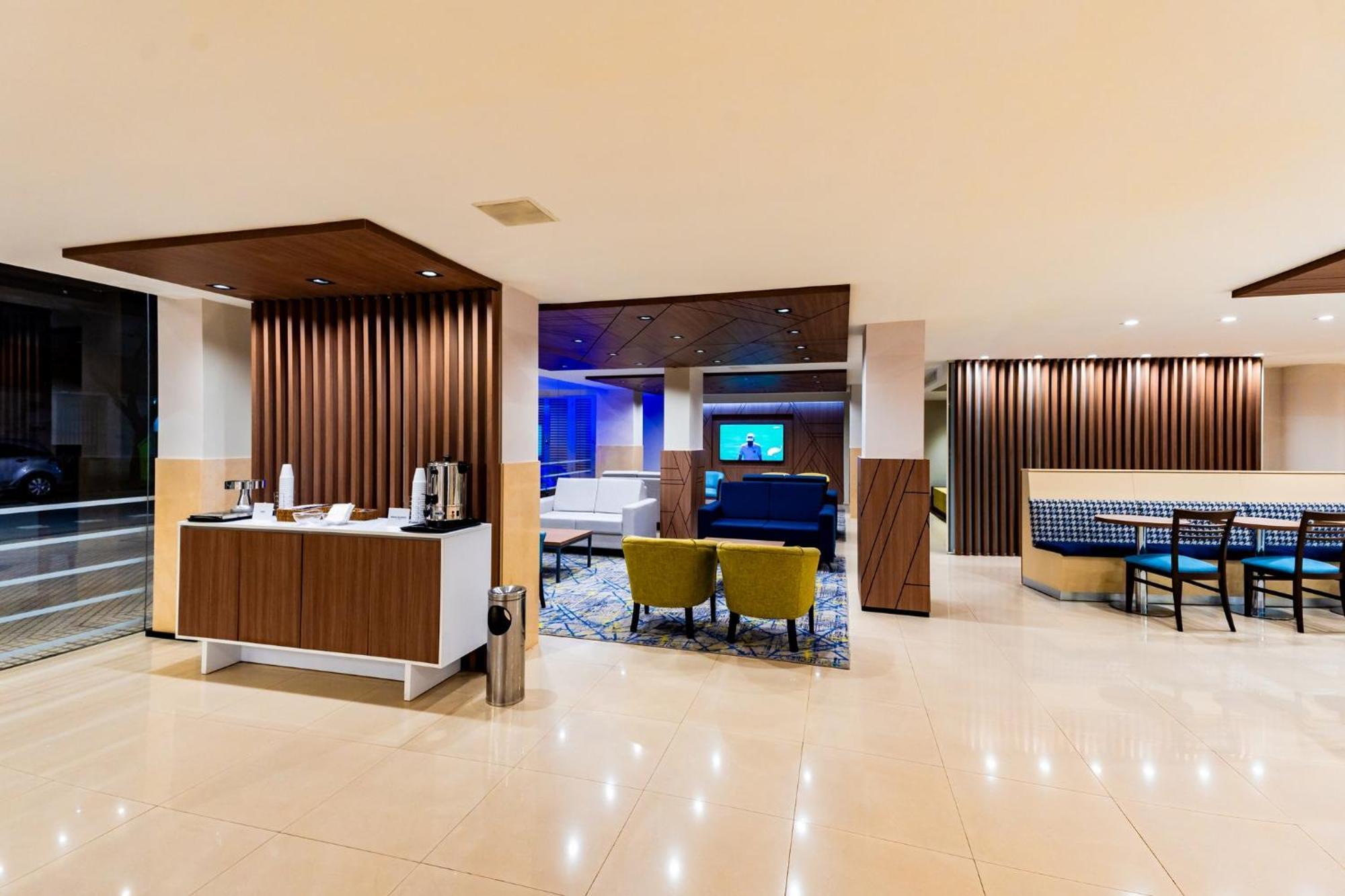 Holiday Inn Express Rosario By Ihg Eksteriør bilde